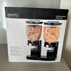 Black Indispensable Dispenser